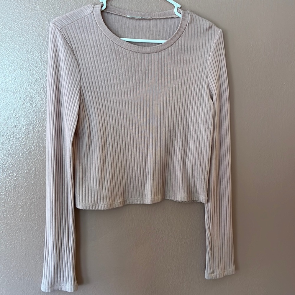 Long sleeve knit reformation top Small